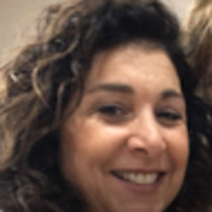 Meet your Posher, Roslyn